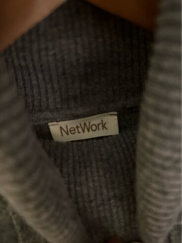 m Beden Network marka gri önünde gümüş işlemeli uzun yumuşak dokulu trik