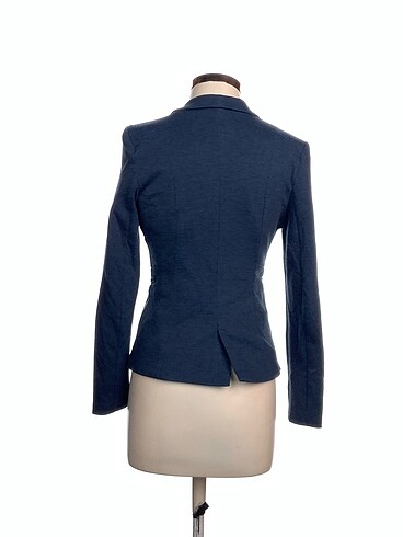m Beden Bershka Blazer %70 İndirimli.
