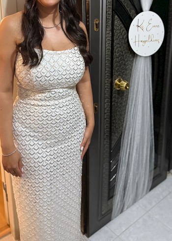 Boncuk İşlemeli Beyaz Straplez Uzun Abiye - Görsel 3