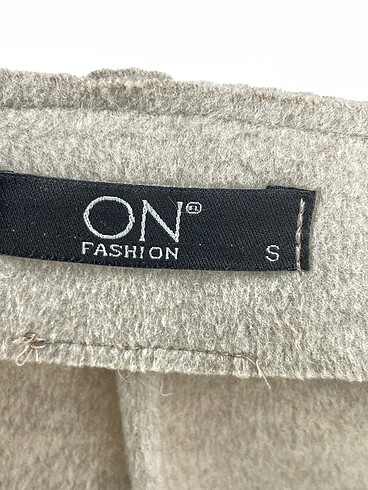 s Beden çeşitli Renk On Fashion Mini Etek %70 İndirimli.