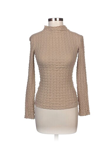 Zara Bluz %70 İndirimli.