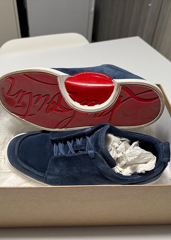 Christian Louboutin Lacivert Suet Sneaker Siklik Ve Rahatlik Bir Arada