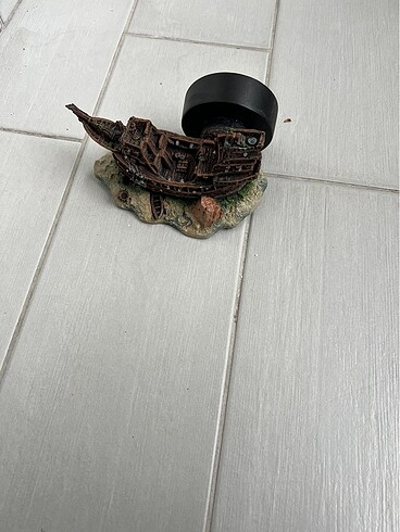 Akvaryum süsü