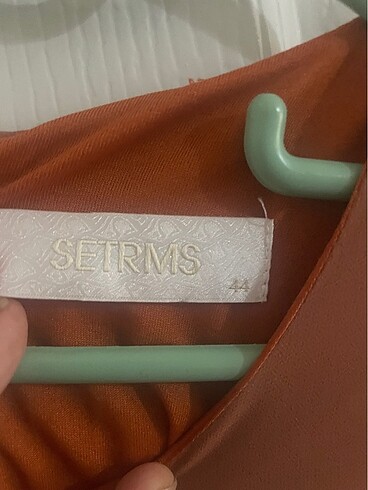 44 Beden turuncu Renk Setrems elbise
