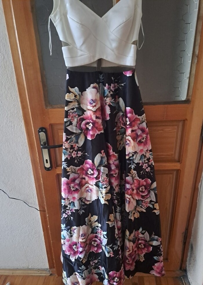 Çiçekli  abiye elbise - Görsel 3