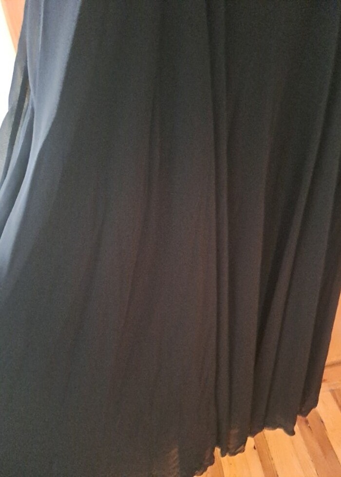 Siyah güpürlü  abiye elbise - Görsel 3