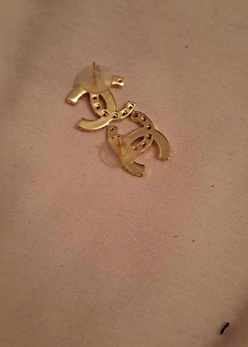 Altın Renkli Payetli Midi Küpe - Görsel 3