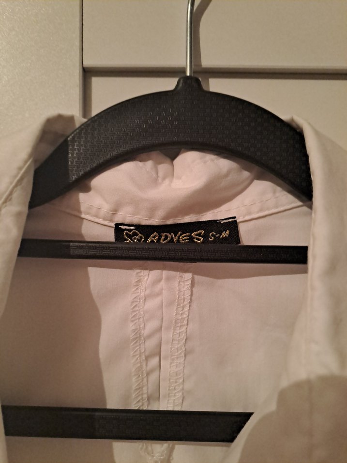 Nakışlı Beyaz katlanabilir Kol Gömlek - Görsel 4