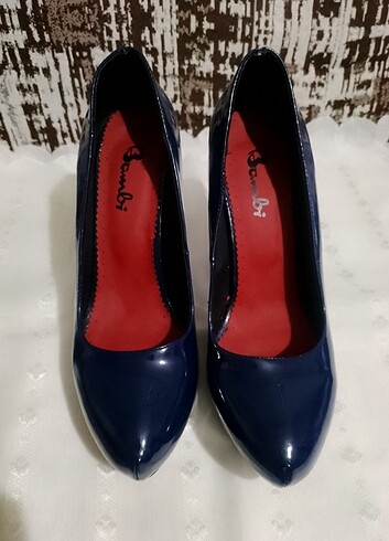 39 Beden Bambi Topuklu Stiletto Ayakkabı