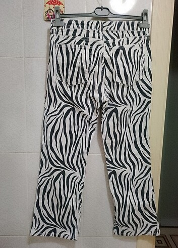 38 Beden Zebra desenli Kot pantolon Jean