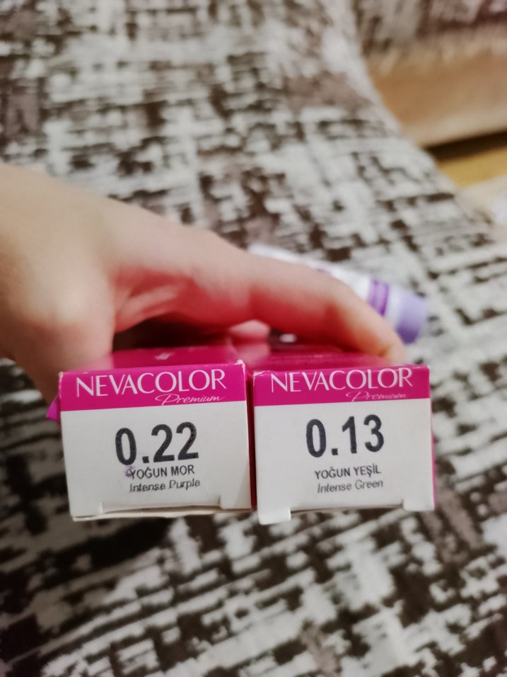 Nevacolor Premium Kolajenli Yoğun Mor ve Yoğun Yeşil Saç Boyası - Görsel 2