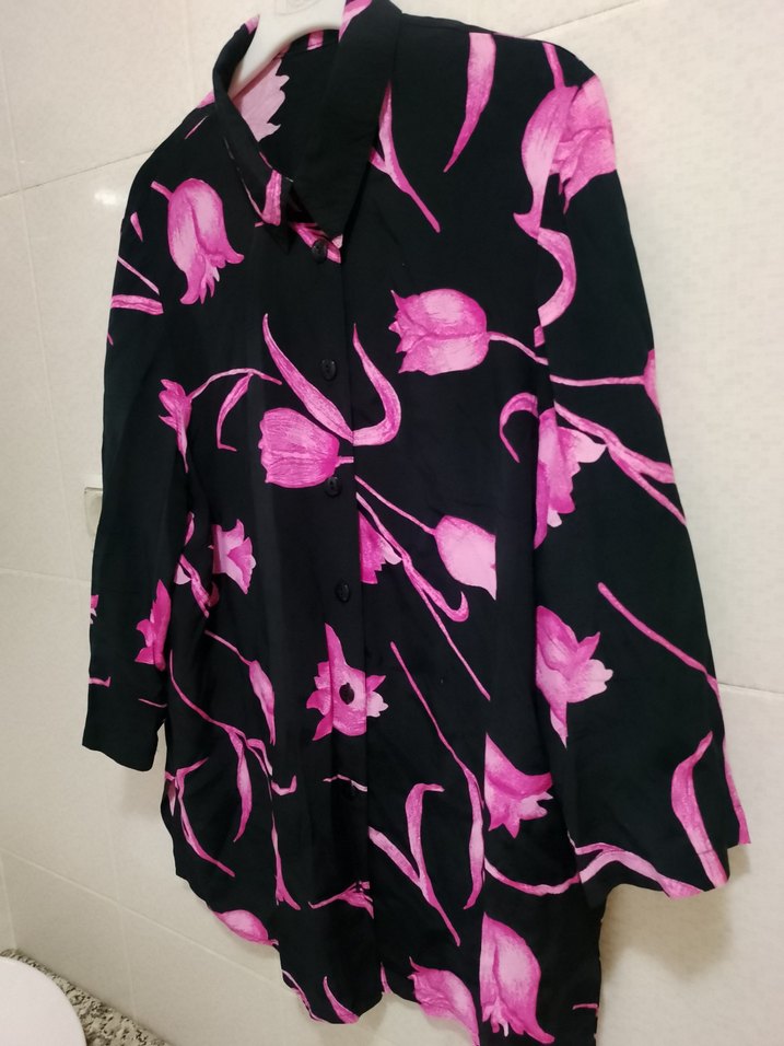 Lale Desenli Gömlek - Görsel 3