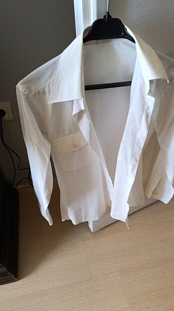 Beyaz gömlek  - Görsel 3