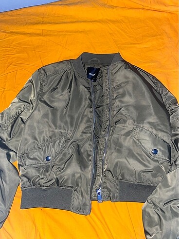 Pull&Bear Yeşil Bomber Ceket ACİL SATILIK