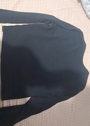 m Beden siyah Renk Bershka uzun kollu dar kesim crop
