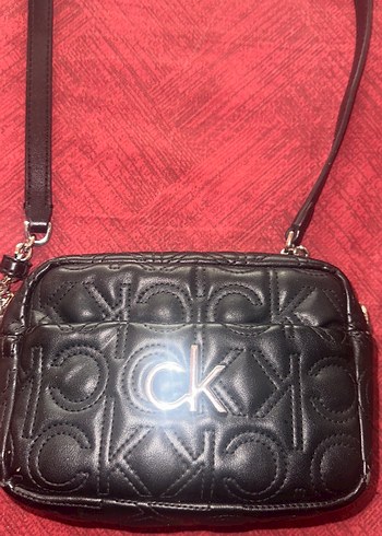 Calvin Klein Siyah Deri Kadın Omuz Çantası - Görsel 2