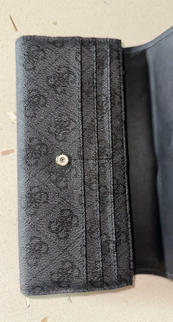 Guess cüzdan - Görsel 4