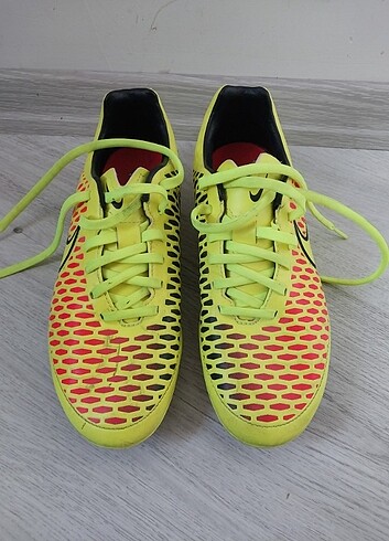 Nike krampon 38.5 numara
