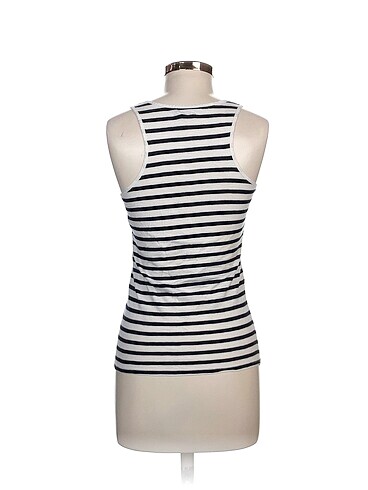 m Beden Oysho T-shirt %70 İndirimli.