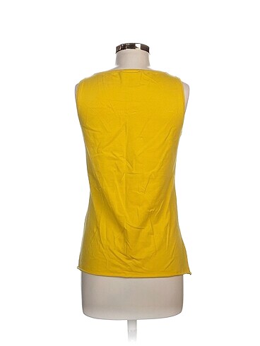 40 Beden Tweety T-shirt %70 İndirimli.