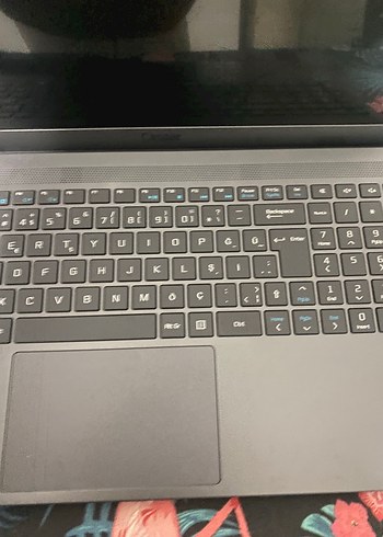 Siyah Renkli Laptop Bilgisayar - Görsel 6