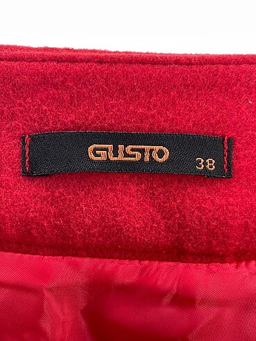 38 Beden kırmızı Renk Gusto Kalem Etek %70 İndirimli.
