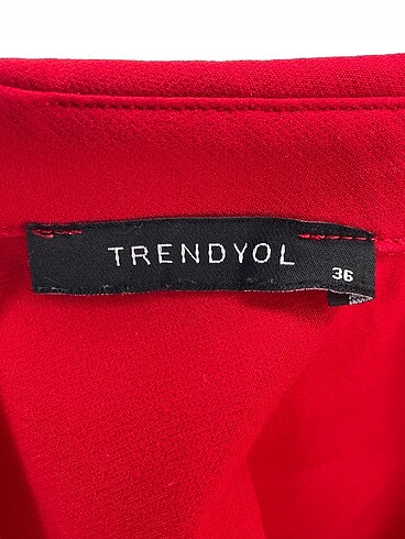36 Beden kırmızı Renk Trendyol & Milla Kısa Elbise %70 İndirimli.