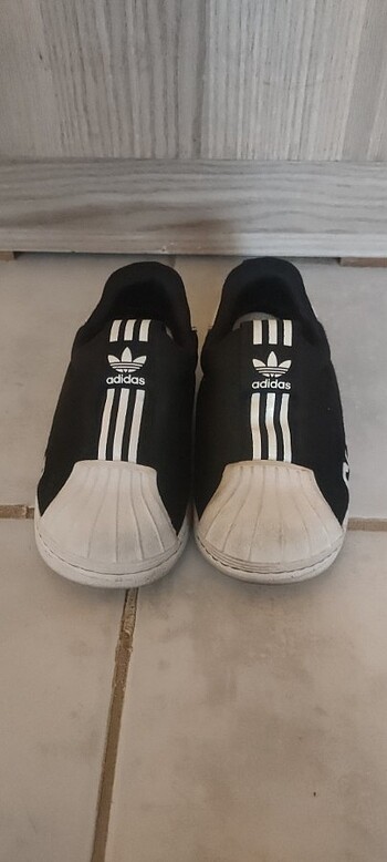 Adidas erkek çocuk spor ayakkabı 