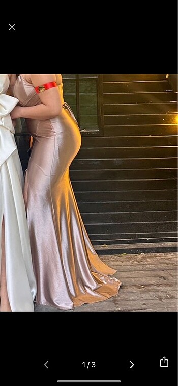 Nişan elbisesi