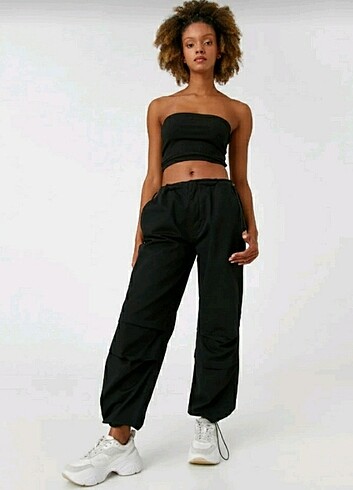 Bershka Pantolon