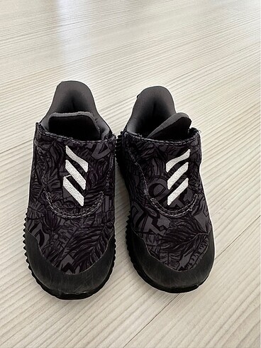 Bebek/çocuk Adidas ayakkabı no21