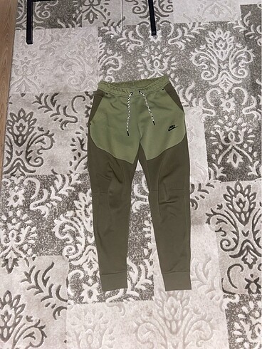 nike tech fleece eşofman