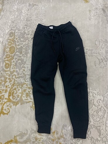 Nike tech fleece