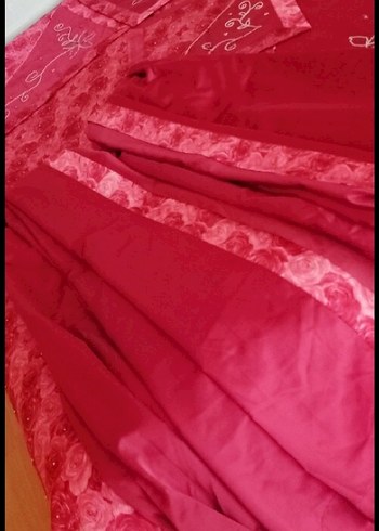 İşlemeli Parlak Pembe Yatak Örtüsü - Görsel 5
