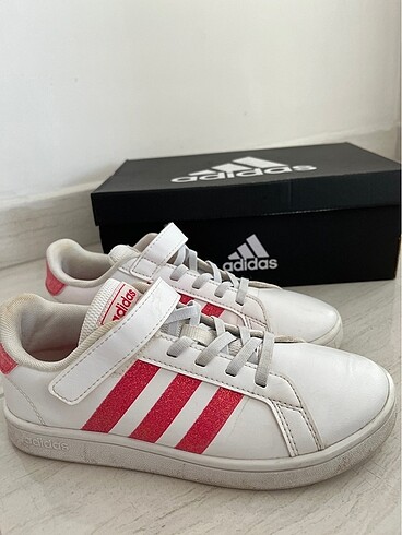 Adidas kız çocuk ayakkabı