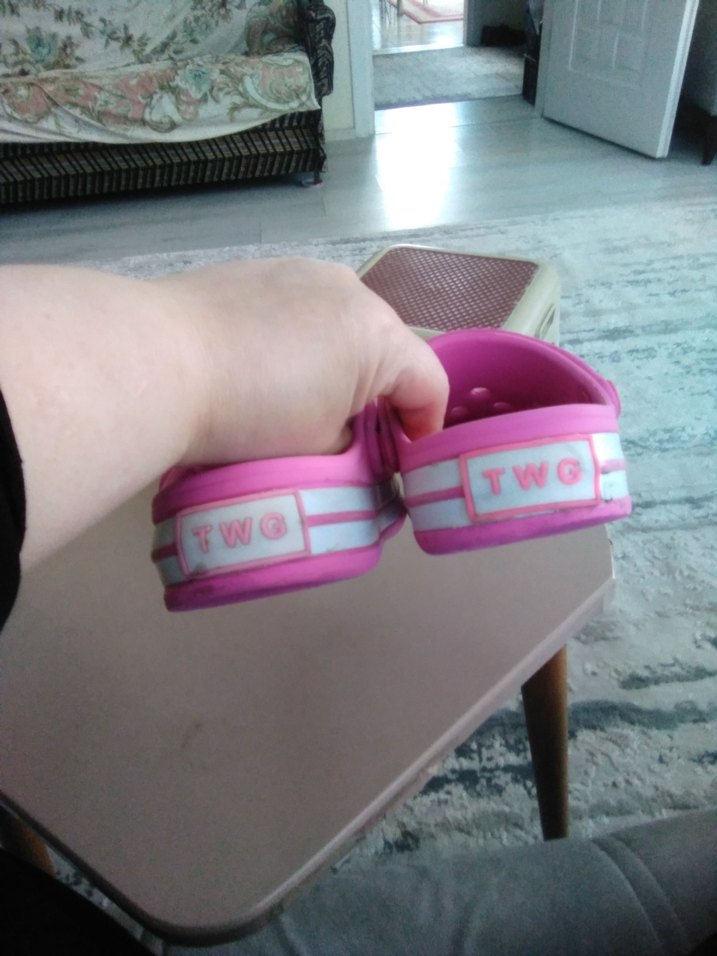 Pembe Kız Çocuk Pop Kültür Terlik - Görsel 4