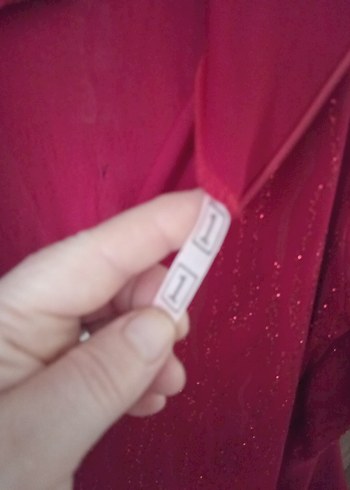 Simli kırmızı esnek kumaş abiye - Görsel 6