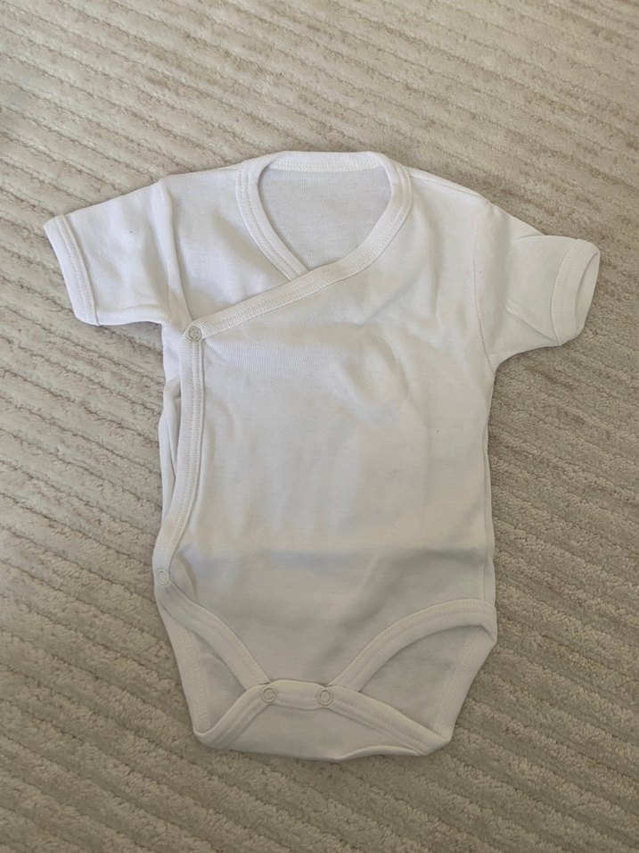 Bebek Erkek/Kız Beyaz V Yaka Kısa Kollu Body - Görsel 2