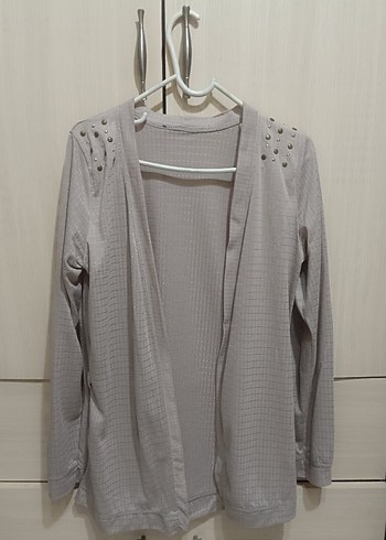 Krem omuzları taşlı  Uzun Kollu Hırka - Görsel 2