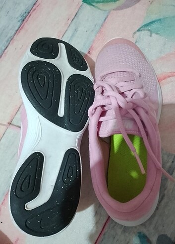 Nike Pembe Spor Ayakkabı - Görsel 3