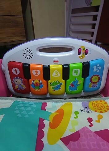  Fisher price piyonolu oyun halısı 