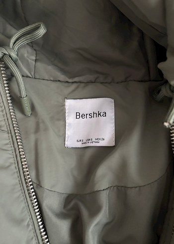 Yeşil Fermuarlı Kadın Kışlık Mont - Görsel 3