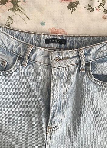 32 Beden mavi Renk Trendyol Milla mom Jean