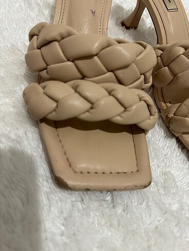 Stradivarius topuklu terlik - Görsel 3