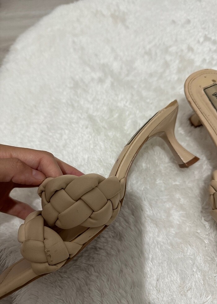 Stradivarius topuklu terlik - Görsel 4