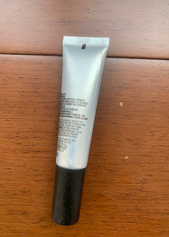 MAC Mac Studio Fix matlaştırıcı primer