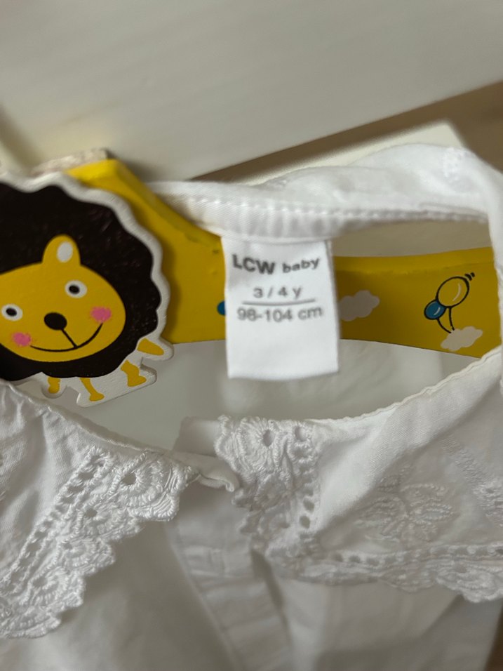 Nakışlı Beyaz Kız Çocuk Gömlek - Görsel 2