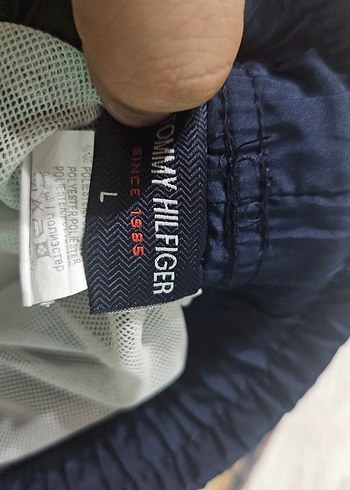 Desenli Tommy Deniz Şort - Görsel 4