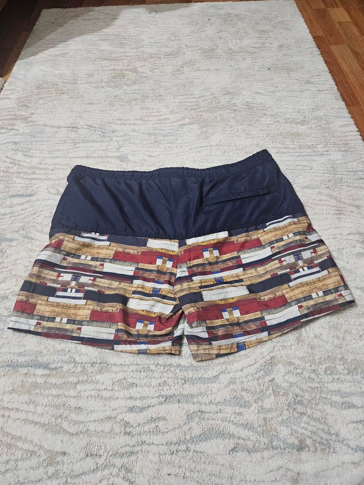 Desenli Tommy Deniz Şort - Görsel 2