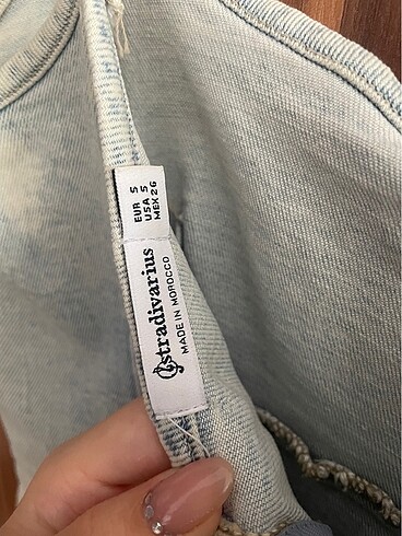 s Beden Stradivarius çift yırtmaçlı kot elbise
